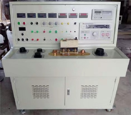SDKG-189礦用饋電(diàn)開(kāi)關綜合測試台